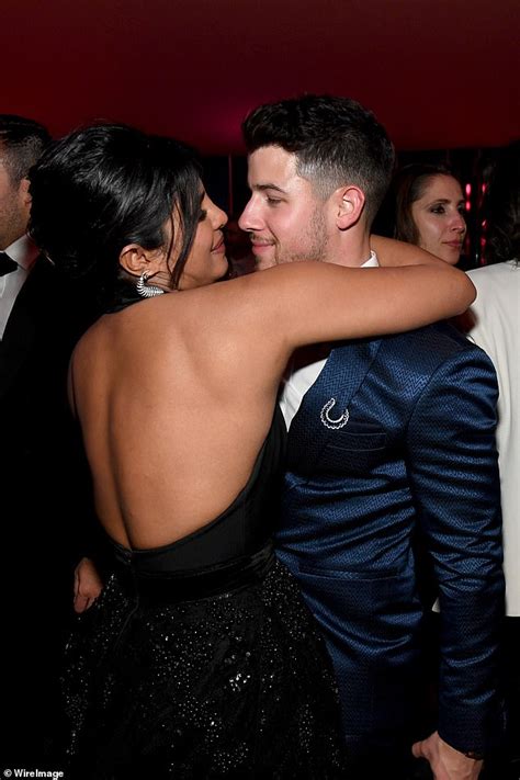 Oscars Priyanka Chopra Flirts With Nick Jonas At Vanity Fair