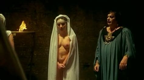 Sabrina Mastrolorenzi Desnuda En Caligula The Untold Story