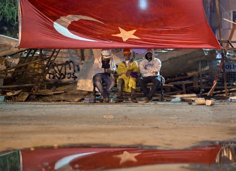 Turkish PM Asks Some Protesters To Convince Everyone To Leave Gezi Park