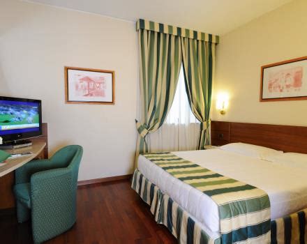Oggetti per camera da letto matrimoniale, prezzi medi. Camere hotel 4 stelle Milano | Hotel Mirage