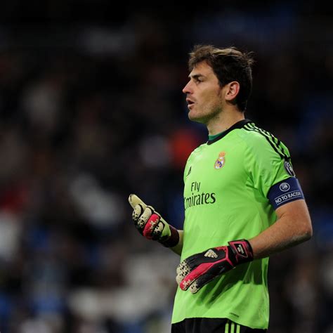 Iker Casillas Transfer News and Rumors Tracker: Week of December 2 | Bleacher Report