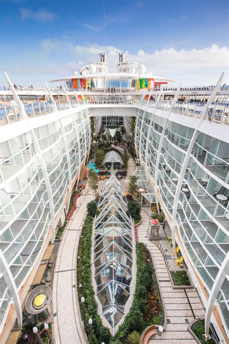 Royal Caribbeans Symphony Of The Seas Launches Cruise Passenger