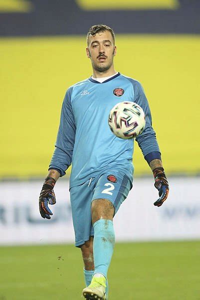En i̇yi online türkçe bahis sitesi. Emiliano Viviano'dan Fatih Terim'le ilgili flaş yorum ...