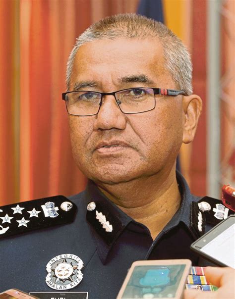 Tan sri dato' seri mohamad fuzi bin harun (born 4 may 1959) is the 11th inspector general of royal malaysia police succeeding khalid abu bakar.23. EXCLUSIVE Cops zeroing in on Nuemera employee | New ...