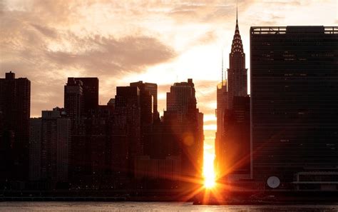 Manhattanhenge What It Is And How To See It Scientific American