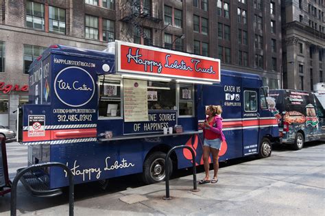 We spoke with food trucks from seattle to chicago and the empire state and asked them how they use twitter to wheel and deal and have some fun. 18 Best Chicago Food Trucks for Pizza, Tacos and More