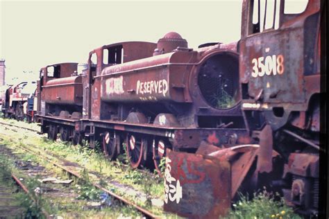 Barry Scrapyard Abandoned Train Abandoned Cars Steam Train Photo