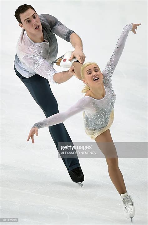 Germanys Aliona Savchenko And Bruno Massot Perform During The Pairs