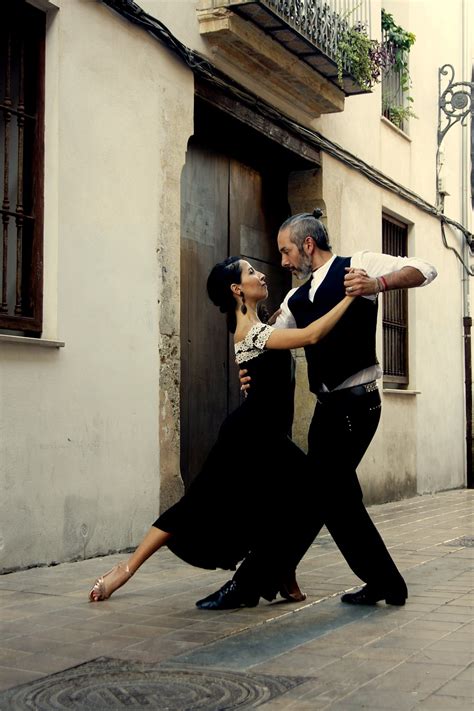Tango Dancers Photos Photospictures Of Tango Dancers Bodenswasuee