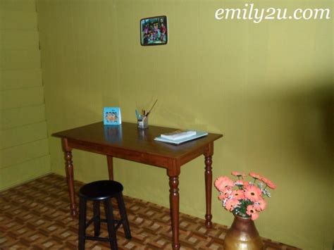 Karakternya digambarkan selalu dekat dan bersahabat baik dengan ehsan. Rumah Upin Ipin Dibuat Versi Asli di Malaysia, Begini Penampakannya! | Rumah123.com