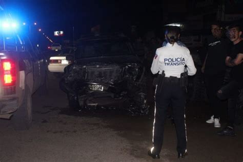 Los otros tres fueron hospitalizados y se encuentran en. "ACCIDENTE Chocan dos autos en la sindicatura de San Pedro ...