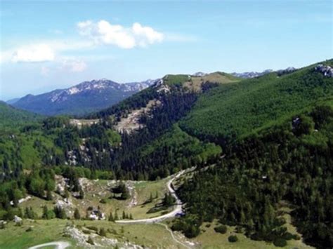 Poznat odavno, još uvijek ne sasvim otkriven prostor njihove granice nisu oštre, već se međusobno pretapaju. Obiteljski i mali hoteli - Nacionalni park Sjeverni ...