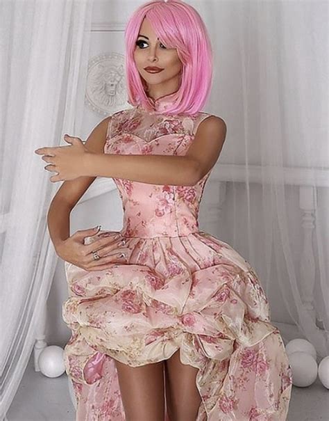 Russian Barbie Look A Like 22 Pics