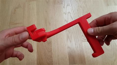 It's called the da vinci mini, a printer with a 15x15x15 cm build volume that costs only $269. 3D printing - How to print your external filament holder ...