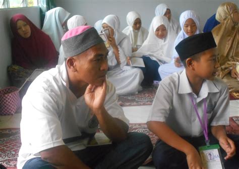 Hukum, ketetapan,perintah, kehendak, pemberitahuan, penciptaan. Sajak " QADA & QADAR
