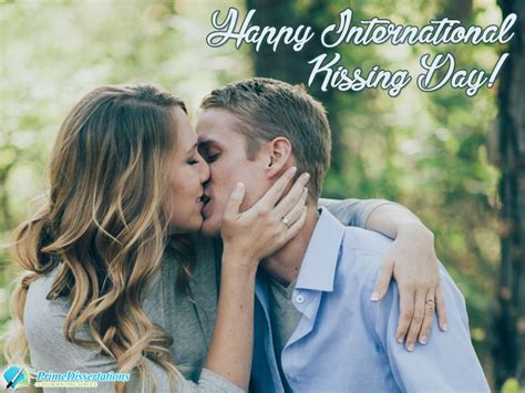 Happy International Kissing Day International Kissing Day Couple Photos Happy