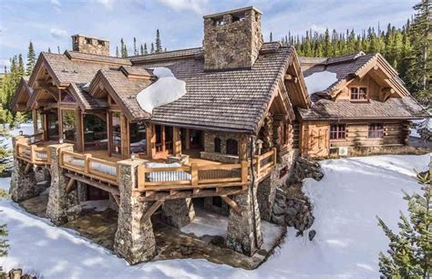 8 Of The Most Stunning Log Cabin Homes In America Log Cabin Homes Log Cabin Mansions Cabin