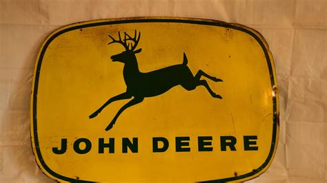 John Deere 4 Legged Oval Sign 59x42 M60 Summer Showcase 2016