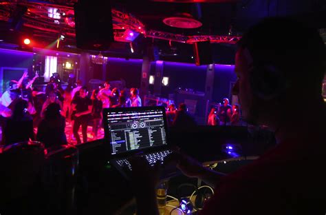 See more of silent disco at róisín dubh on facebook. Silent Disco King Sales Silent Disco System for 10 People
