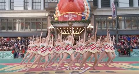 Video Watch The Radio City Rockettes On The Thanksgiving Day Parade Video