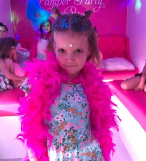 Mobile Pamper Parties In Perth Pamper Party Bus Makeup Parties Perth