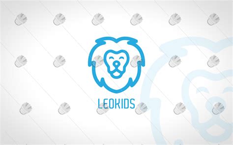 What clothing brand has a lion logo? DESCRIPTION