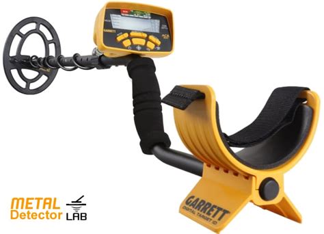 How do you find the right beginner metal detector for you? 8 Best Metal Detectors for Beginners (2020) - Metal ...