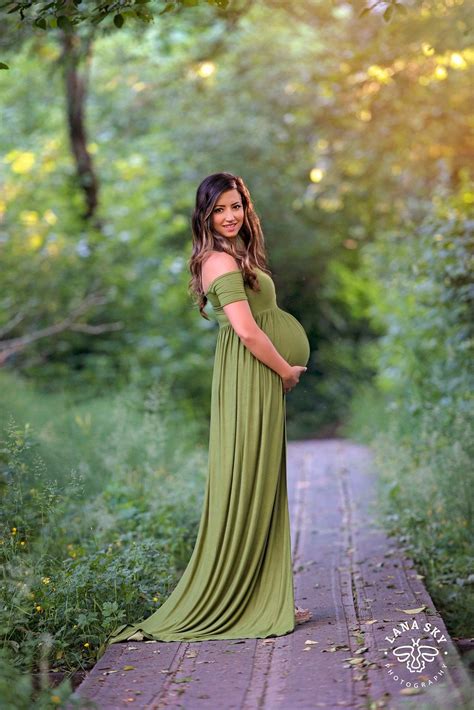 Maternity Photography Props Maternity Poses Maternity Portraits Maternity Wear Maternity