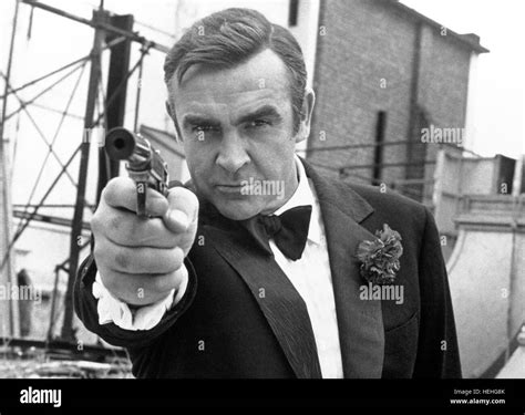 Bond Sean Connery Gun High Resolution Stock Photography And Images Alamy
