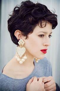Short Hairstyles Thick Hair Round Face Haircuts Styles