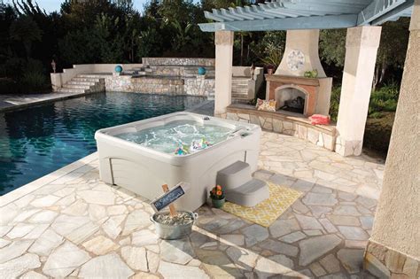 In beautiful hilton head, south carolina, tourists come from near and far to experience the beautiful beaches and down home hospitality. Bluffton Hot Tub Photos | Hilton Head Hot Tub Dealer