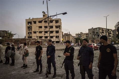 Egyptians Adapt As Cairo Is Redefined By A String Of Bomb Attacks The New York Times