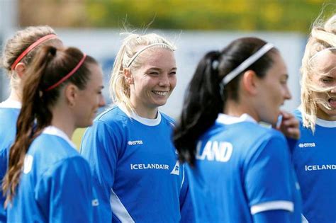 iceland s women on verge of spectacular euro 2017 qualification iceland monitor