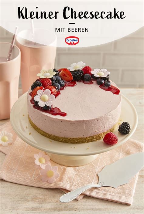 Der kuchen ist nicht durchgebacken. Kleiner Cheesecake mit Beeren | Rezept in 2020 ...