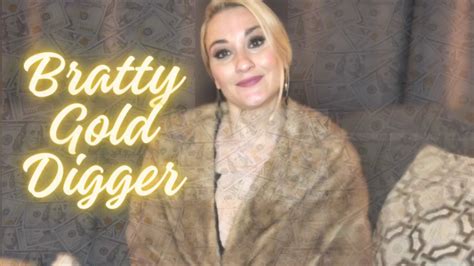Bratty Gold Digger Goddess Julia Robbie Official Profile