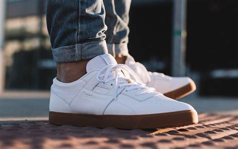 Les baskets pour homme que propose cette marque s'éloignent considérablement des offres habituelles. 1001 + idées | Découvrez le meilleur de la basket tendance ...