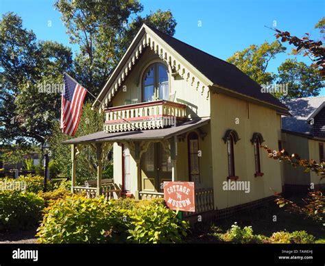 Gingerbread House Oak Bluffs Marthas Hi Res Stock Photography And