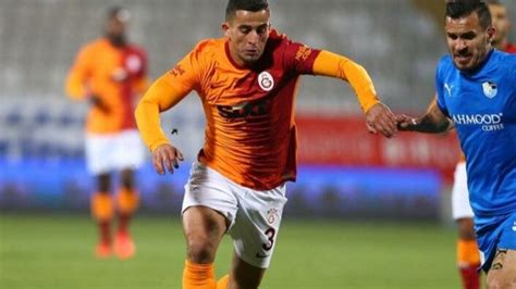 Galatasarayl Omar Elabdellaoui Nin Elinde Havai Fi Ek Patlad