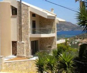 Άναψε κάρβουνα στο σπίτι της στα μελίσσια (φώτο) η παρουσιάστρια σε ρόλο ψήστη για το πάσχα. Η περιουσία της Μενεγάκη! Η πολυκατοικία στην Κάρυστο, η ...