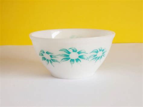 Vintage Retro Crown Agee Pyrex Flannel Flowers Turquoise Etsy