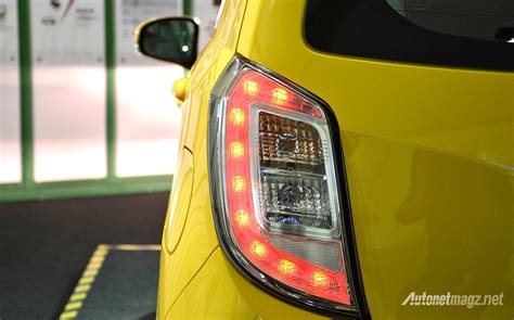 Senter led ini menggunakan desain telescopic zoom dimana fokus senter dapat diatur sesuai kebutuhan. Lampu rem LED untuk Daihatsu Ayla Toyota Agya sama dengan ...