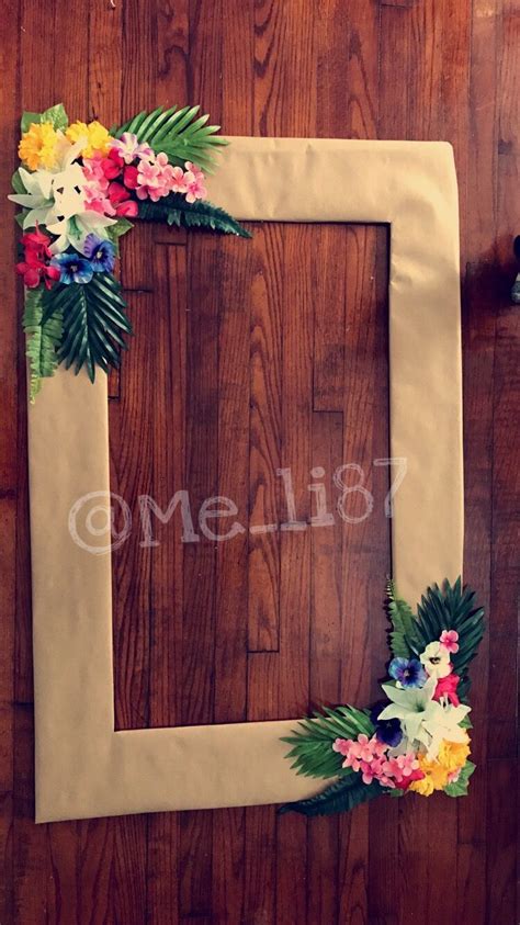 My Hawaiian theme photo frame I made!  Luau party decorations, Luau
