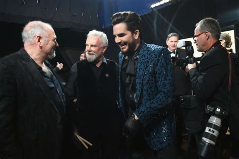 Queen Y Adam Lambert Anunciaron Documental The Show Must Go On — Radio