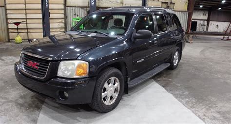 Whats It Like To Own The Innovative Gmc Envoy Xuv Video