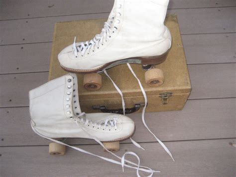 Chicago Wooden Wheel Roller Skates With Carrying By Gngsvintage