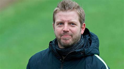 Find the latest news, pictures, and opinions about florian kohfeldt. Werder Bremen: Kandidat Florian Kohfeldt - wann macht die ...