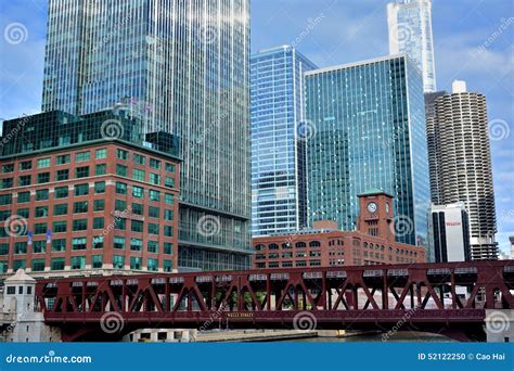 Buildings By Chicago River Editorial Image Image Of Famous 52122250