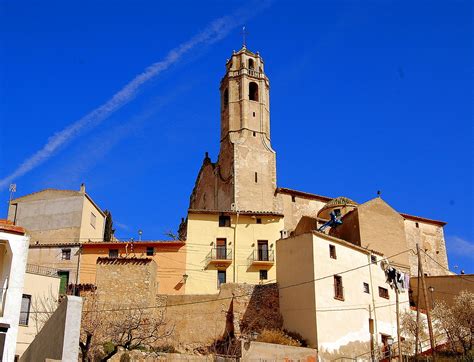 Tras cursar sus primeros estudios y el bachillerato en centros privados de lleida, en 1970 se licenció en ciencias económicas por la universidad de barcelona. Goigs a la Mare de Déu del Roser. Barberà de la Conca ...