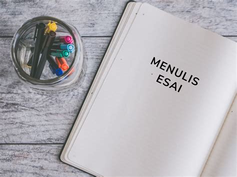 Cara Menulis Essay Dan Contohnya – Amat