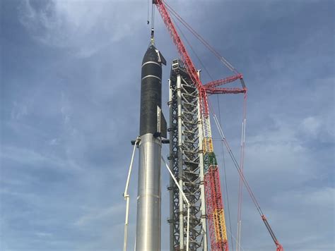 This Spacex Render Of Starship Separating With Super Heavy Booster Is